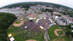 Milford Oysterfest -crowd jpeg