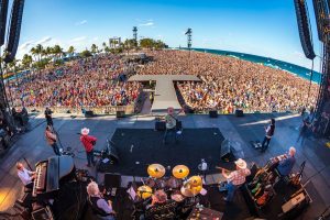 stage crowd 33941637475_461cf19aba_o_preview